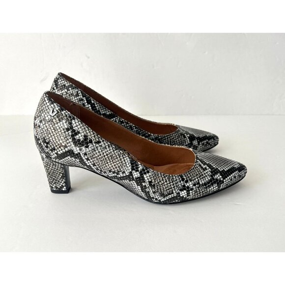 Vionic Leather Pointed Toe Pumps Mia Snake Size 6 M Black White - Picture 8 of 12